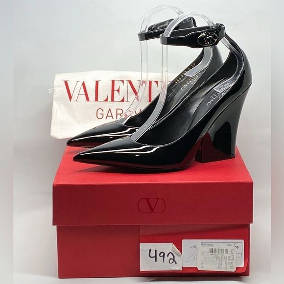 Valentino Garavani V Logo 105 Lockette Wedge Pump size 39 - Picture 14 of 16